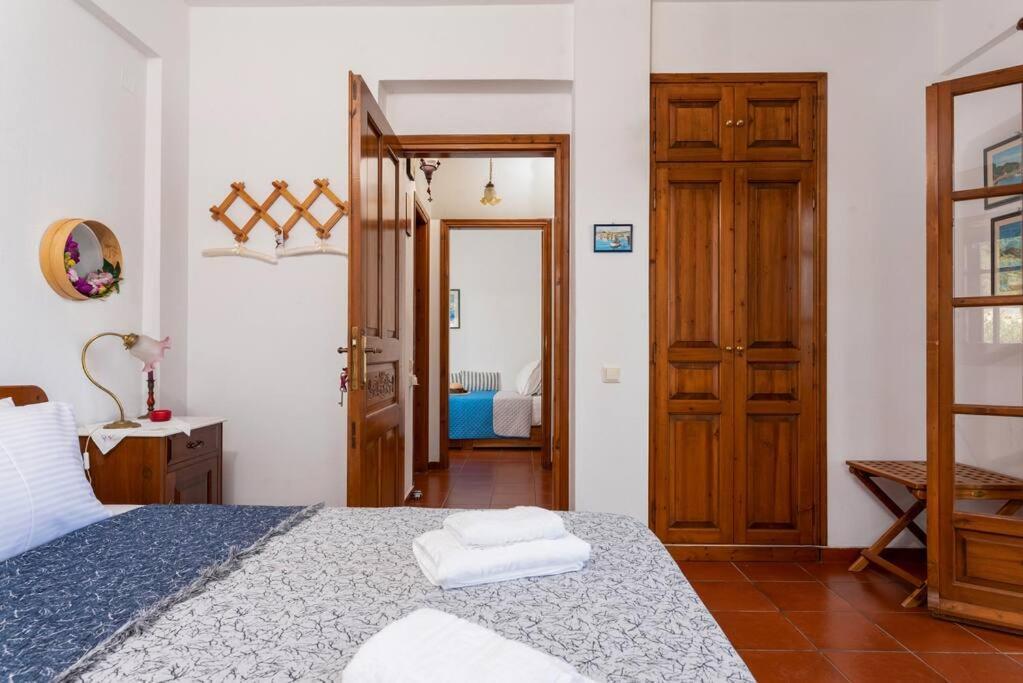 Seaside House With View Over Pagasitikos อาฟิสโซส ภายนอก รูปภาพ